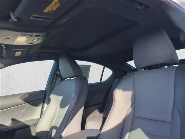 Used 2021 Lexus IS 350 F Sport w/ Accessory Package image 16