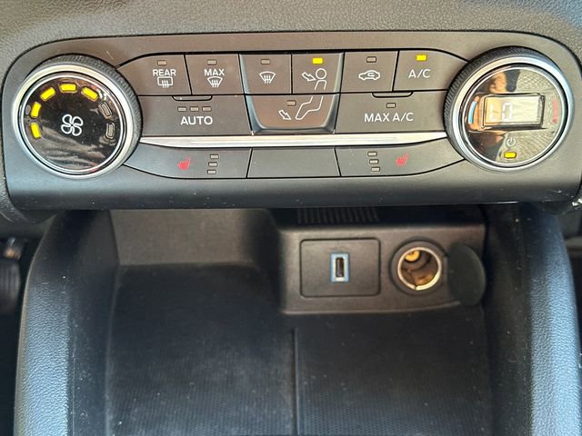 Certified 2020 Ford Escape SE AWD/4WD image 35