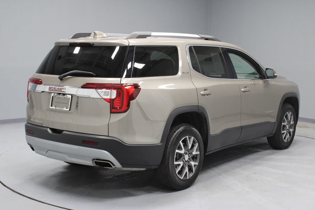 Used 2023 GMC Acadia SLE w/ Driver Convenience Package FWD image 11