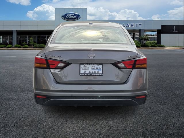 Used 2024 Nissan Altima 2.5 SV image 4