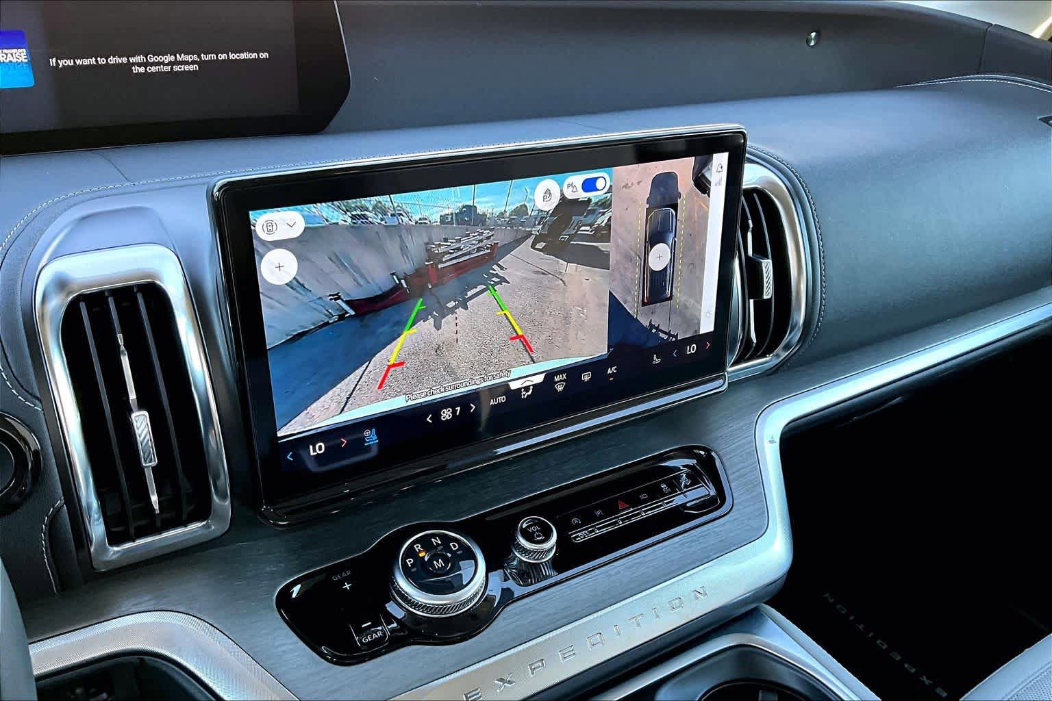 Certified 2025 Ford Expedition Platinum AWD/4WD image 29