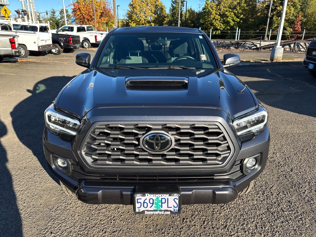 Used 2020 Toyota Tacoma TRD Sport w/ Technology Package AWD/4WD image 10