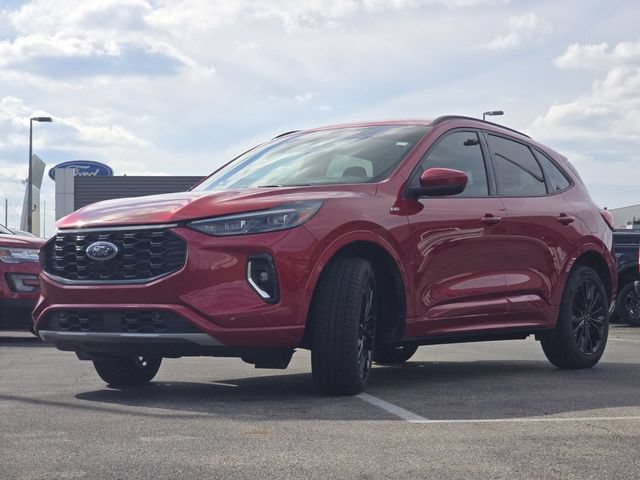 Certified 2023 Ford Escape ST-Line Elite w/ Premium Technology Package AWD/4WD image 13