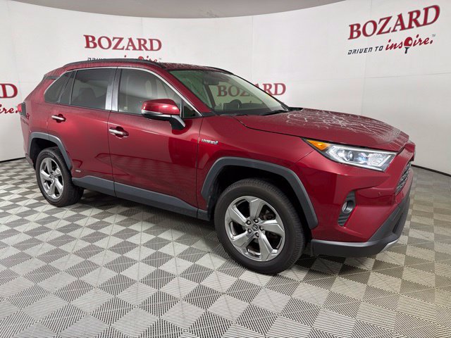 Used 2019 Toyota RAV4 Limited w/ Limited Grade Weather Package AWD/4WD image 16