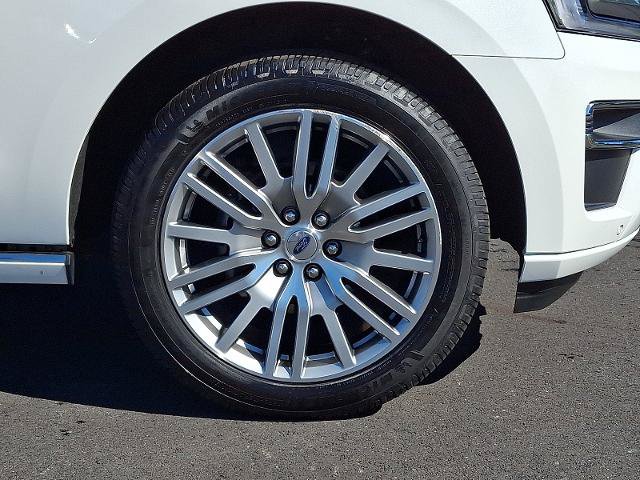 Certified 2022 Ford Expedition Platinum AWD/4WD image 8