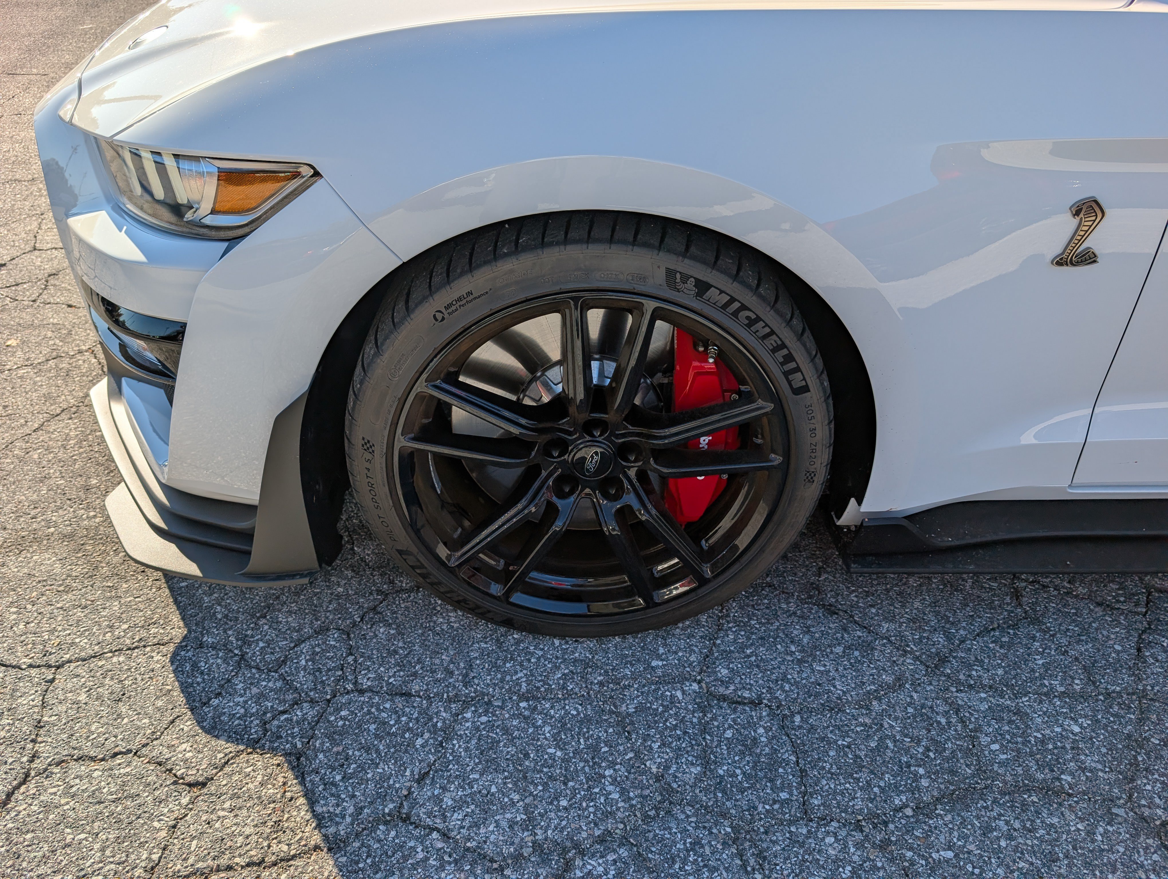 Certified 2020 Ford Mustang Shelby GT500 w/ Technology Package RWD image 11