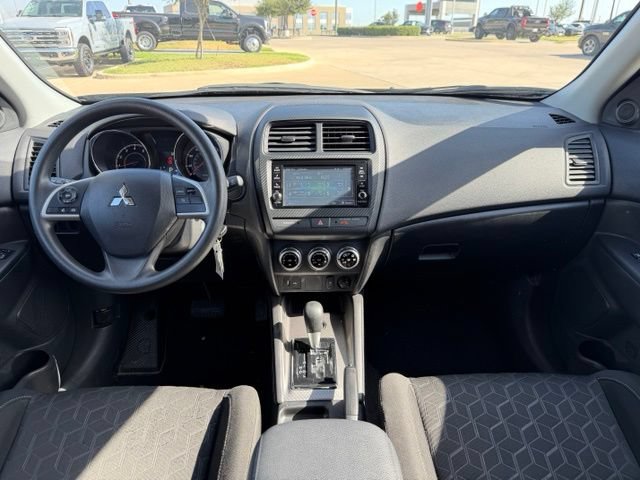 Used 2025 Mitsubishi Outlander Sport AWD image 21