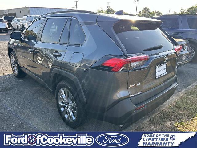 Used 2021 Toyota RAV4 XLE Premium AWD/4WD image 5