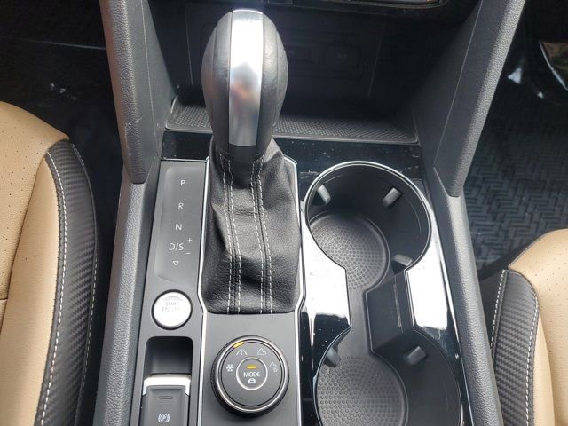 Used 2023 Volkswagen Atlas Cross Sport SEL image 32