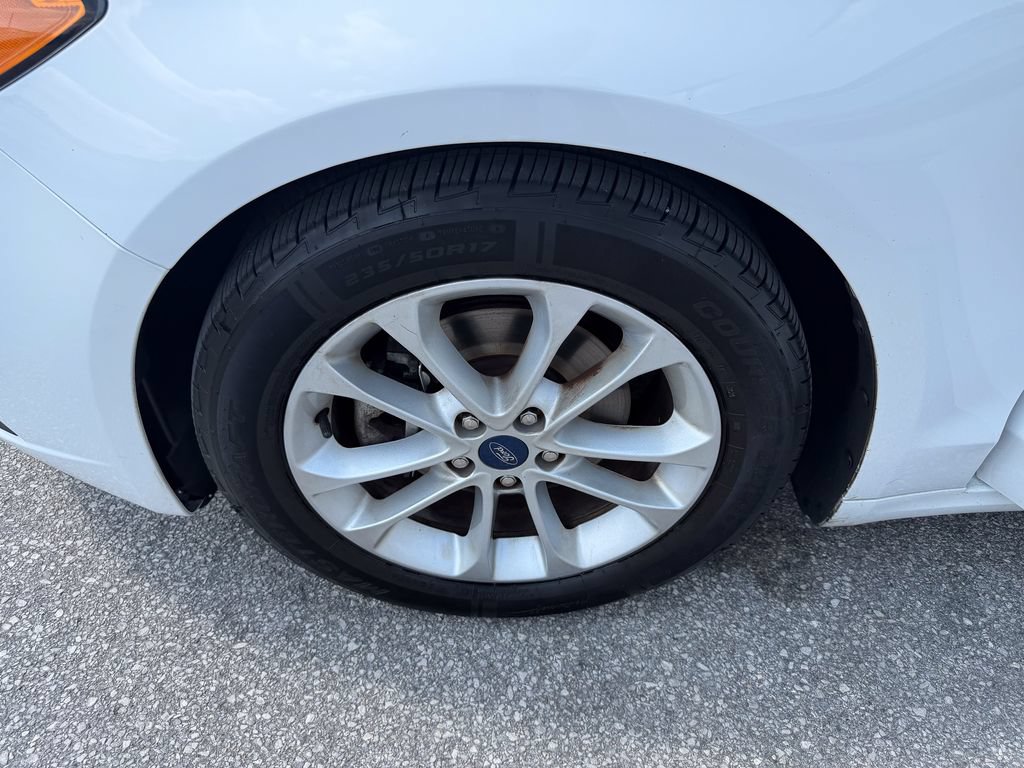 Certified 2020 Ford Fusion SE FWD image 30