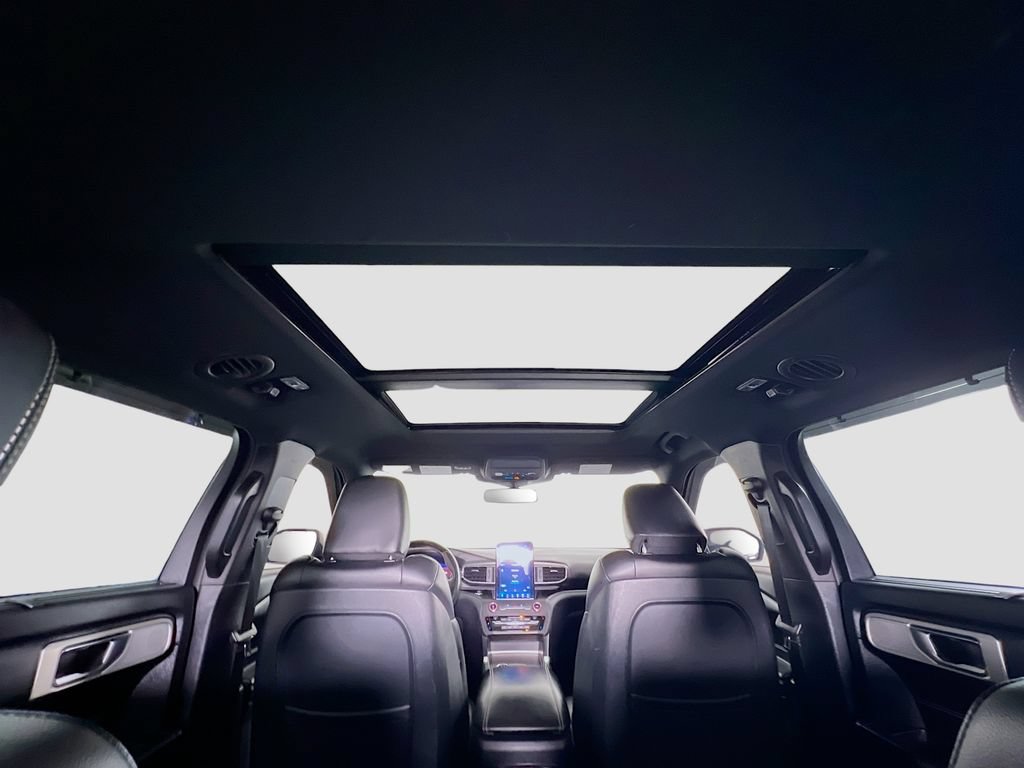 Certified 2020 Ford Explorer ST w/ Premium Technology Package AWD/4WD image 38