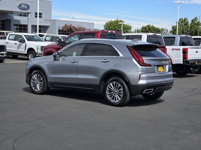 Used 2025 Cadillac XT4 Premium Luxury FWD image 8