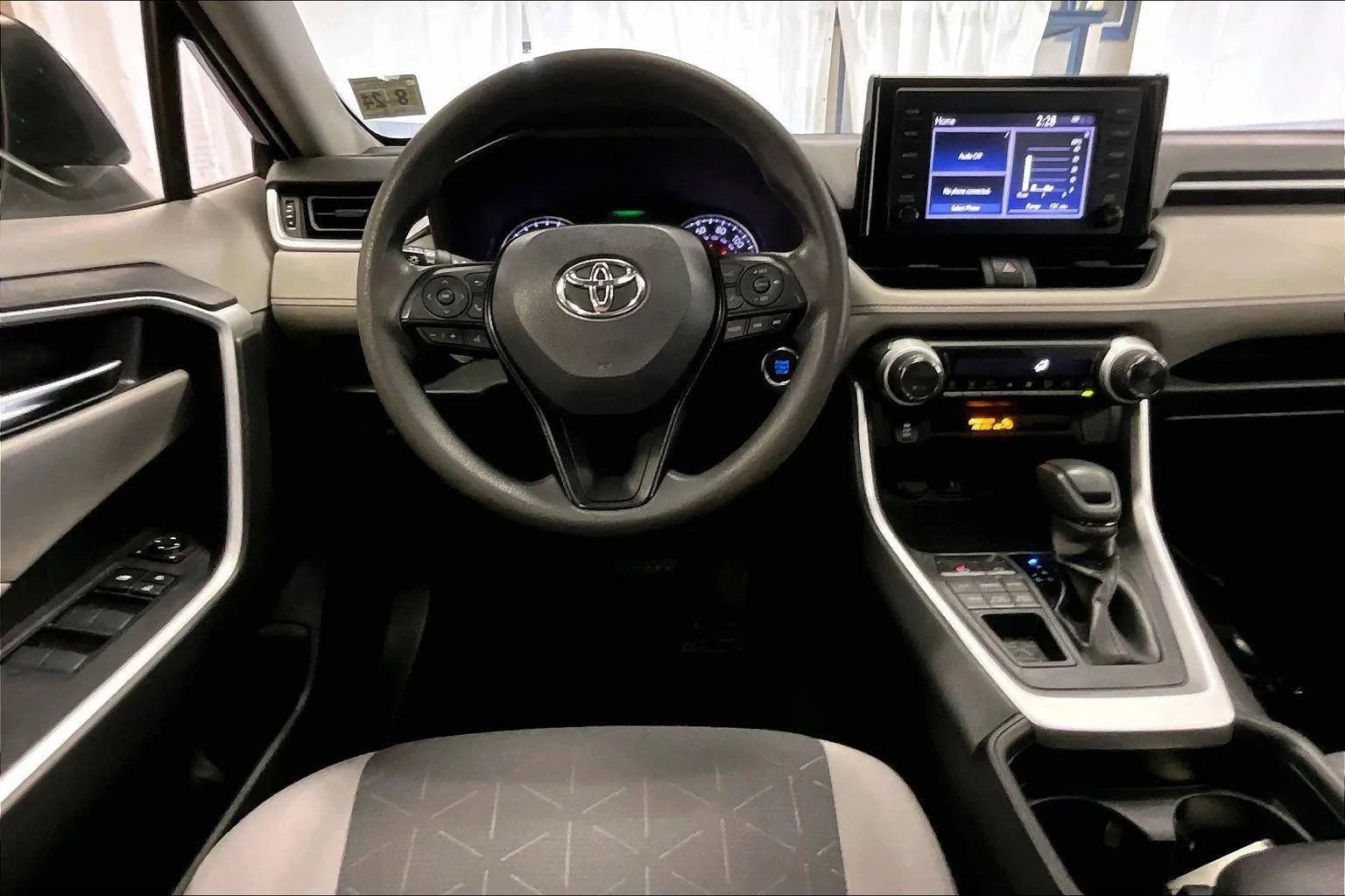 Used 2019 Toyota RAV4 XLE w/ All Weather Liner Package image 5