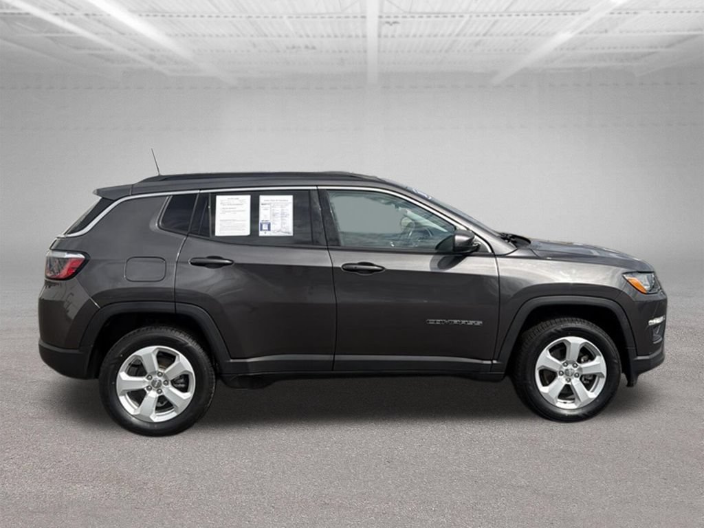Used 2021 Jeep Compass Latitude w/ Convenience Group AWD/4WD image 14