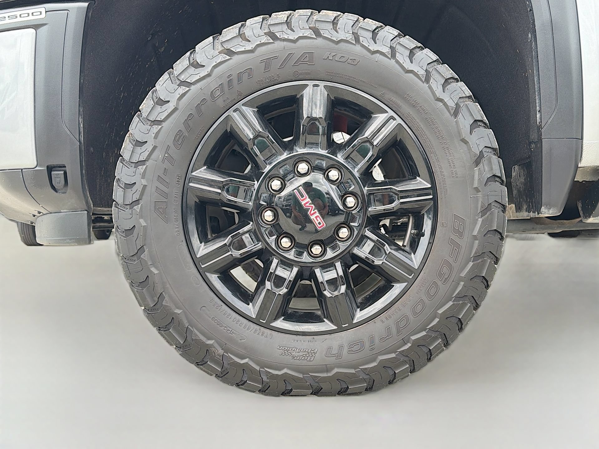 Used 2026 GMC Sierra 2500 AT4 w/ AT4 Premium Plus Package AWD/4WD image 39