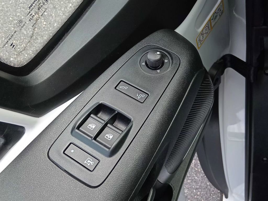 Used 2024 RAM ProMaster 2500 w/ Convenience Group FWD image 19