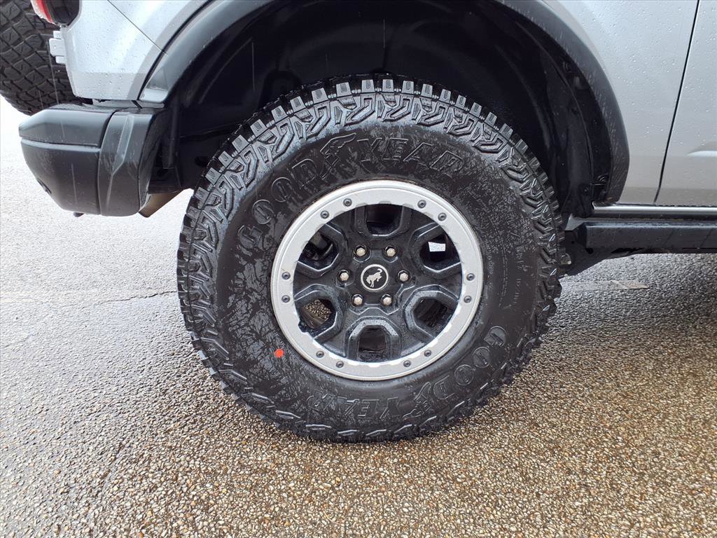 Certified 2024 Ford Bronco Badlands image 7