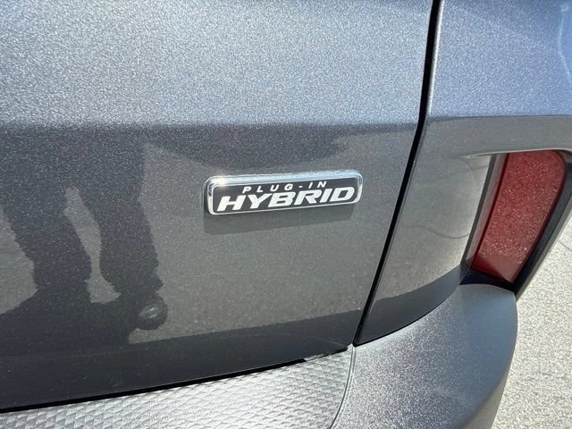 Certified 2023 Ford Escape SE w/ PHEV Premium Package FWD image 9