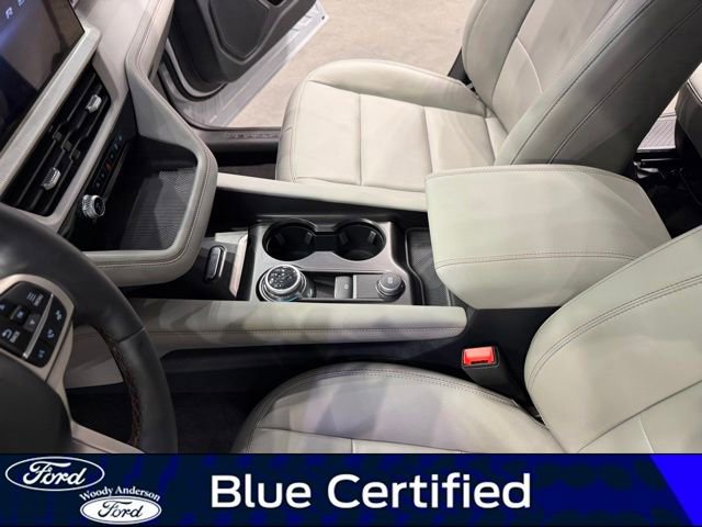 Certified 2025 Ford Explorer Active w/ Active Comfort Package RWD image 18