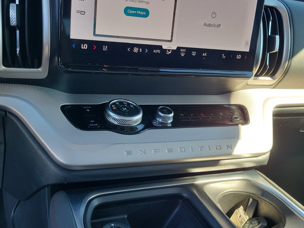 Certified 2025 Ford Expedition Active AWD/4WD image 29