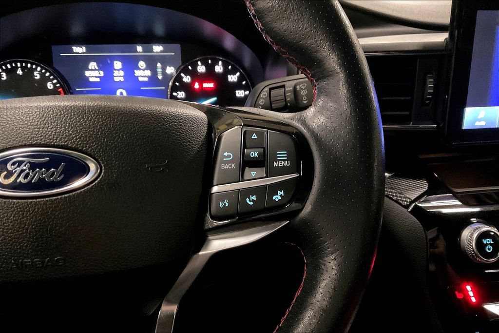 Certified 2023 Ford Explorer ST-Line AWD/4WD image 18