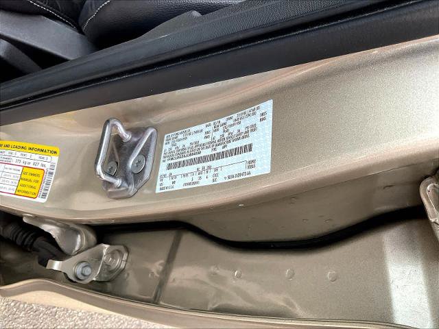 Certified 2018 Ford Escape SE w/ SE Sport Appearance Package AWD/4WD image 21