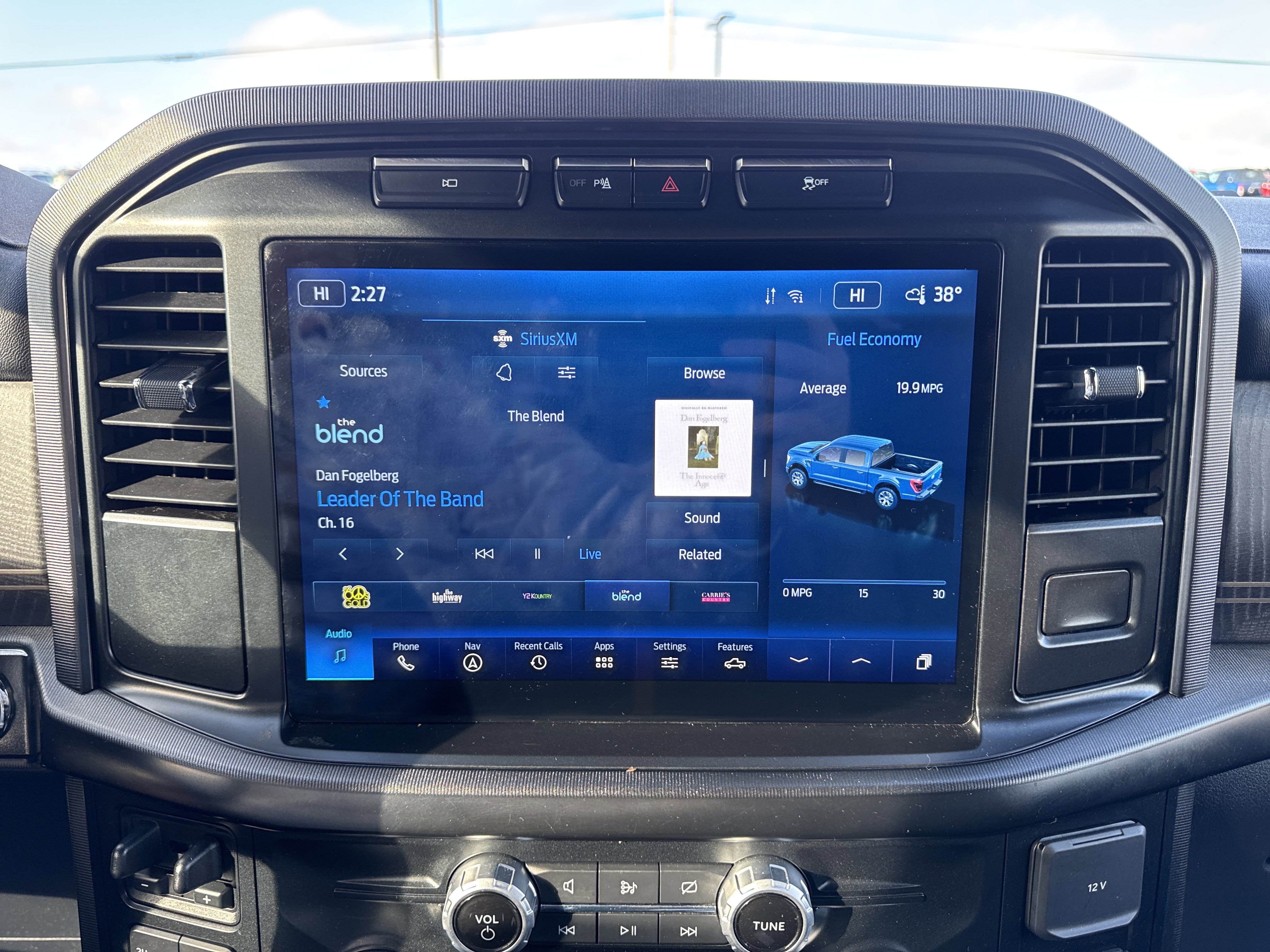 Certified 2023 Ford F150 Platinum image 21