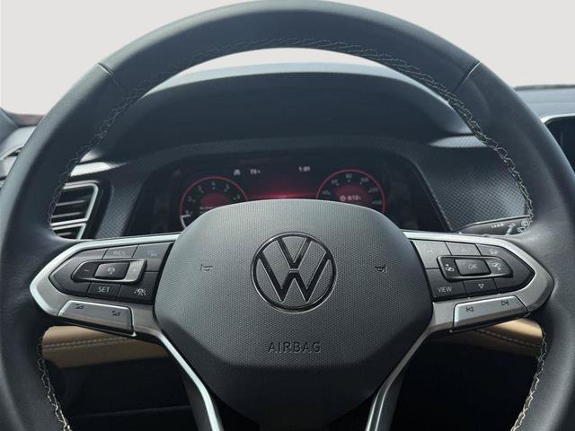 Used 2024 Volkswagen Atlas Cross Sport SEL AWD/4WD image 11