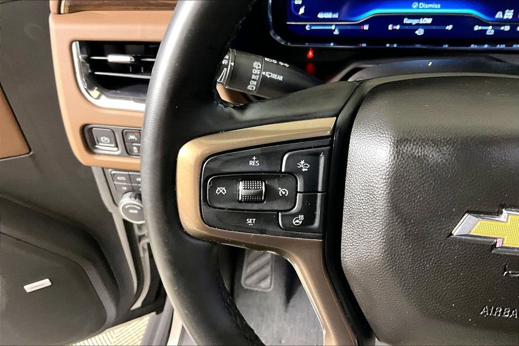 Used 2023 Chevrolet Suburban High Country AWD/4WD image 14