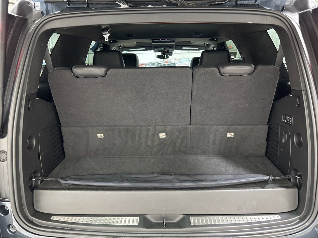 Used 2020 Cadillac Escalade Platinum image 31