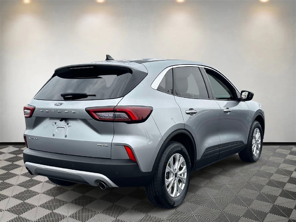 Certified 2024 Ford Escape Active w/ Tech Pack #1 AWD/4WD image 4