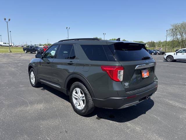 Certified 2023 Ford Explorer XLT w/ Equipment Group 202A AWD/4WD image 6