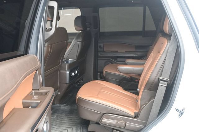 Certified 2024 Ford Expedition King Ranch AWD/4WD image 5