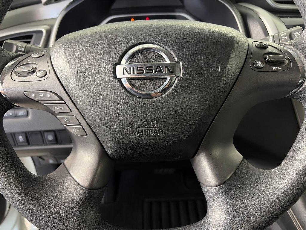 Used 2022 Nissan Murano S AWD/4WD image 16
