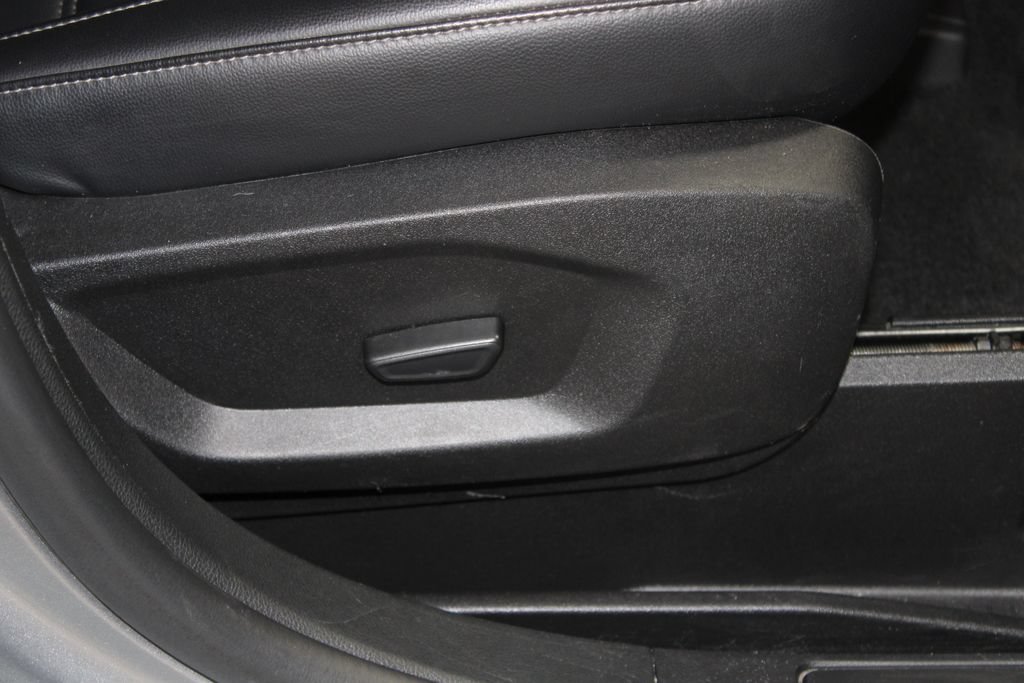 Certified 2024 Ford Edge SEL AWD/4WD image 25