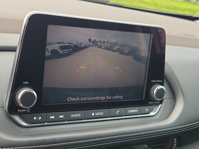 Used 2021 Nissan Rogue S FWD image 27