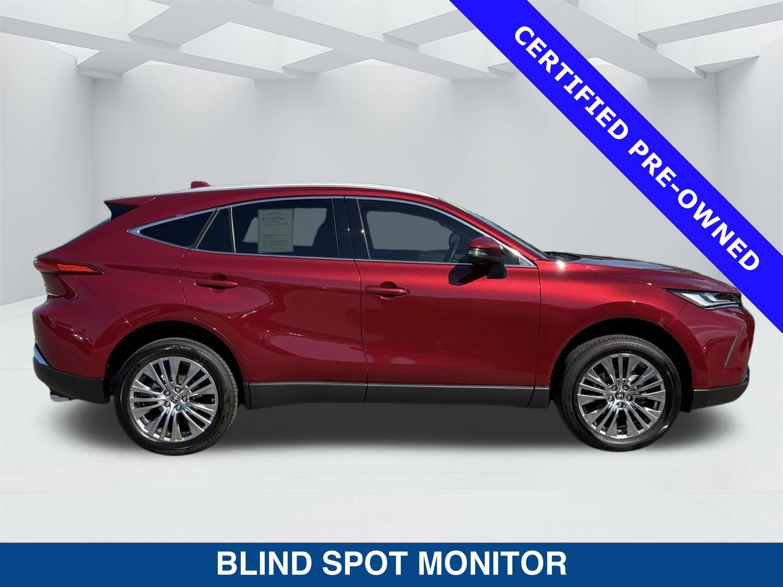 Used 2022 Toyota Venza Limited image 5