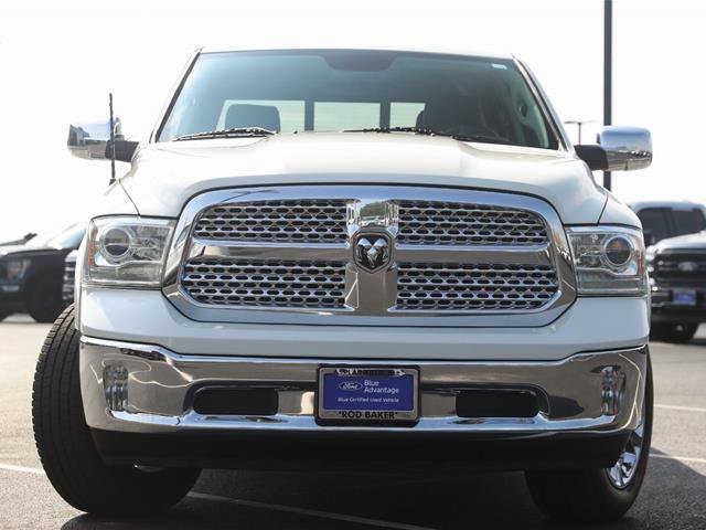 Used 2018 RAM 1500 Laramie AWD/4WD image 2