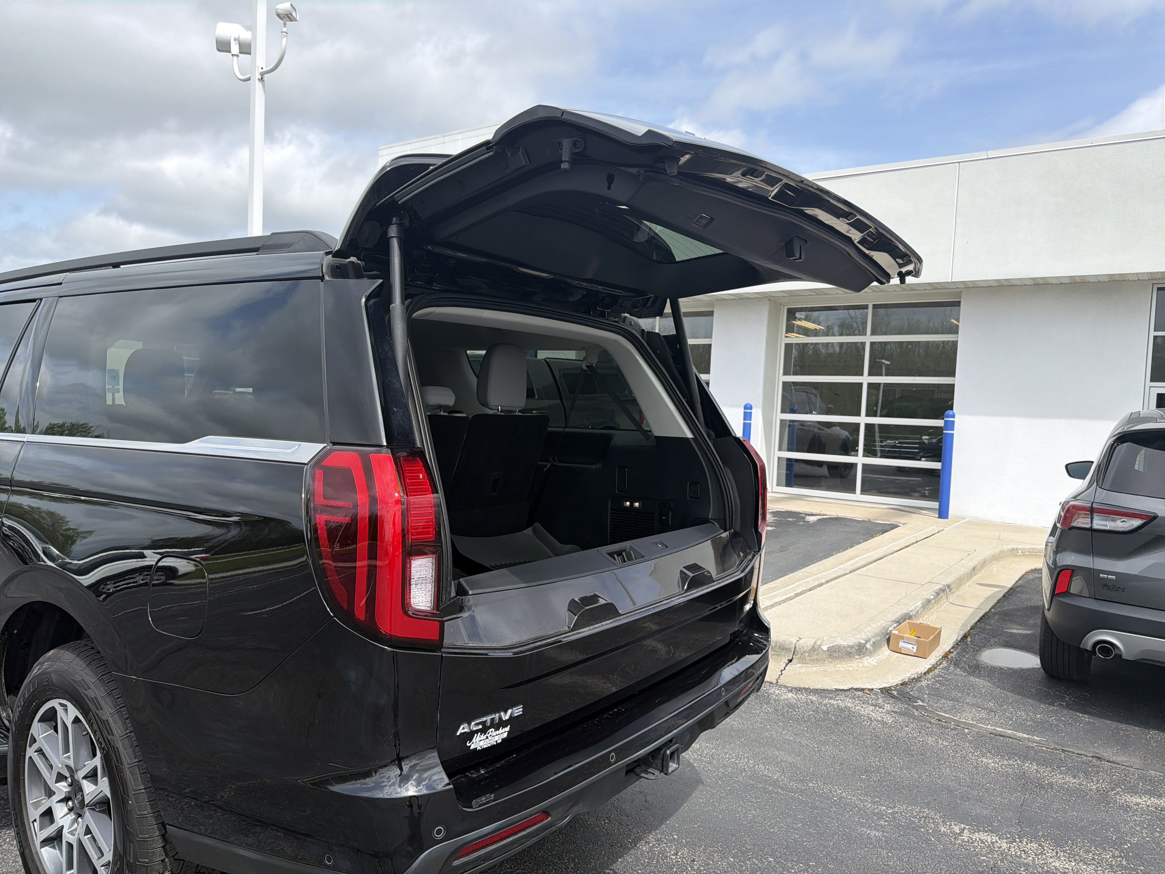 Certified 2025 Ford Expedition Max Active AWD/4WD image 21