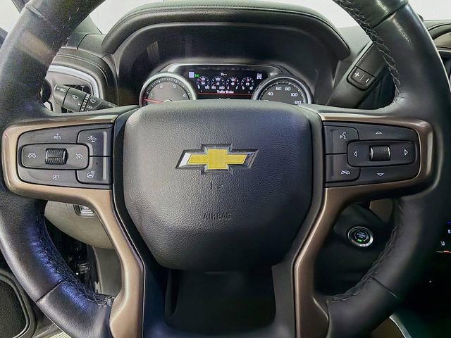 Used 2022 Chevrolet Silverado 2500 High Country w/ Z71 Off-Road Package image 13