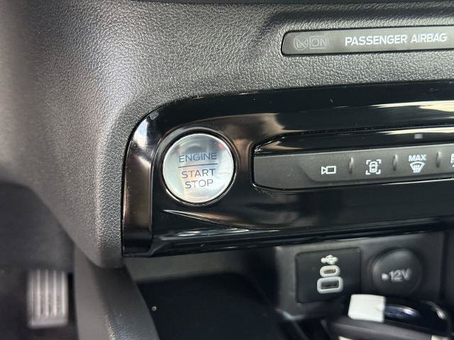 Certified 2025 Ford Escape ST-Line Select w/ Tech Pack #2 AWD/4WD image 36