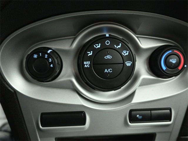 Certified 2017 Ford Fiesta SE image 34