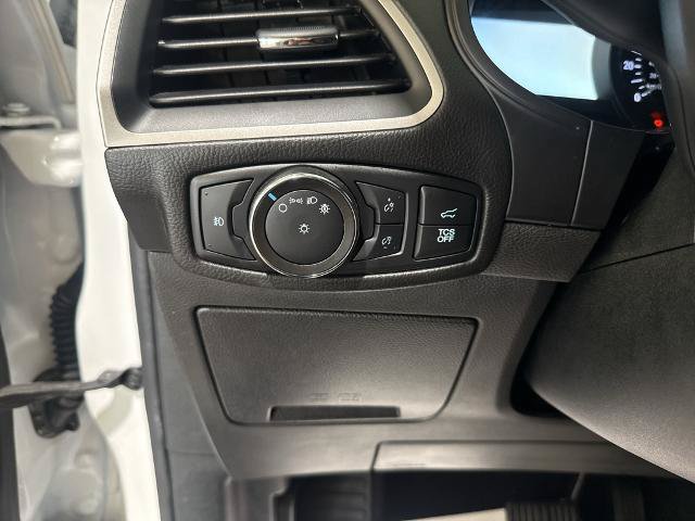 Certified 2022 Ford Edge SEL w/ Convenience Package AWD/4WD image 12