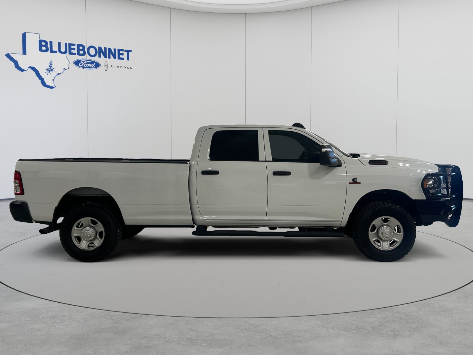 Used 2023 RAM 3500 Tradesman AWD/4WD image 4