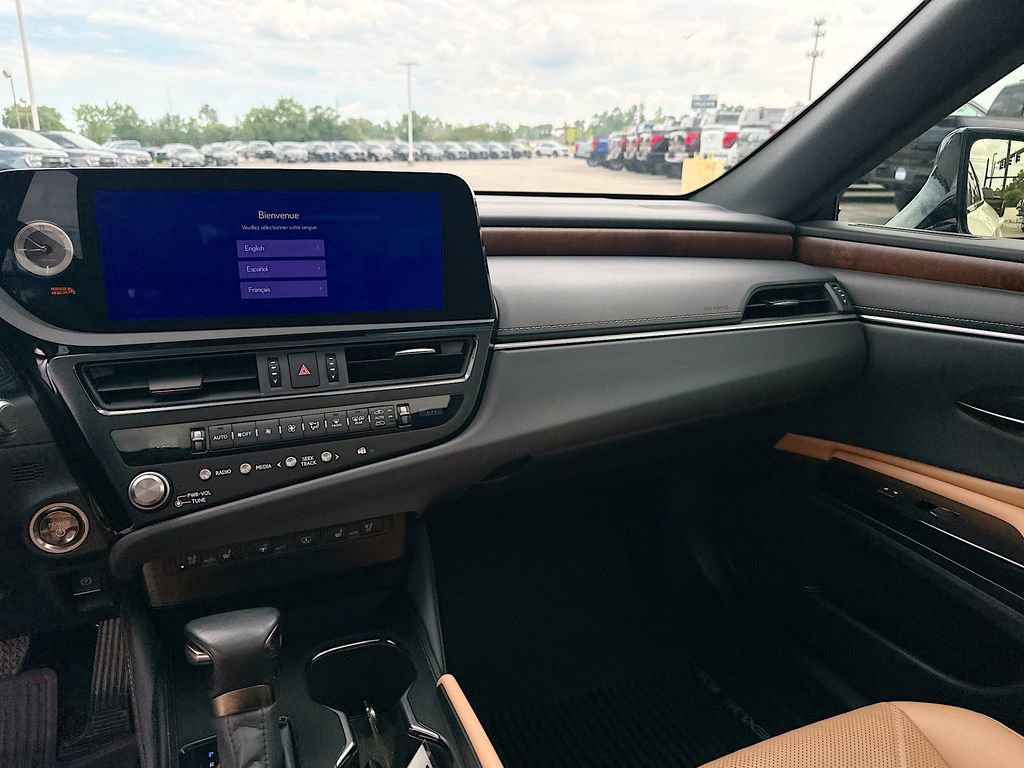 Used 2024 Lexus ES 300h w/ Technology Package FWD image 20