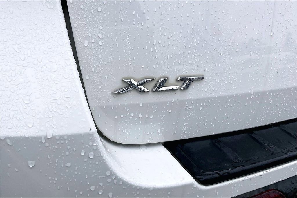 Certified 2020 Ford Explorer XLT w/ Equipment Group 202A image 30