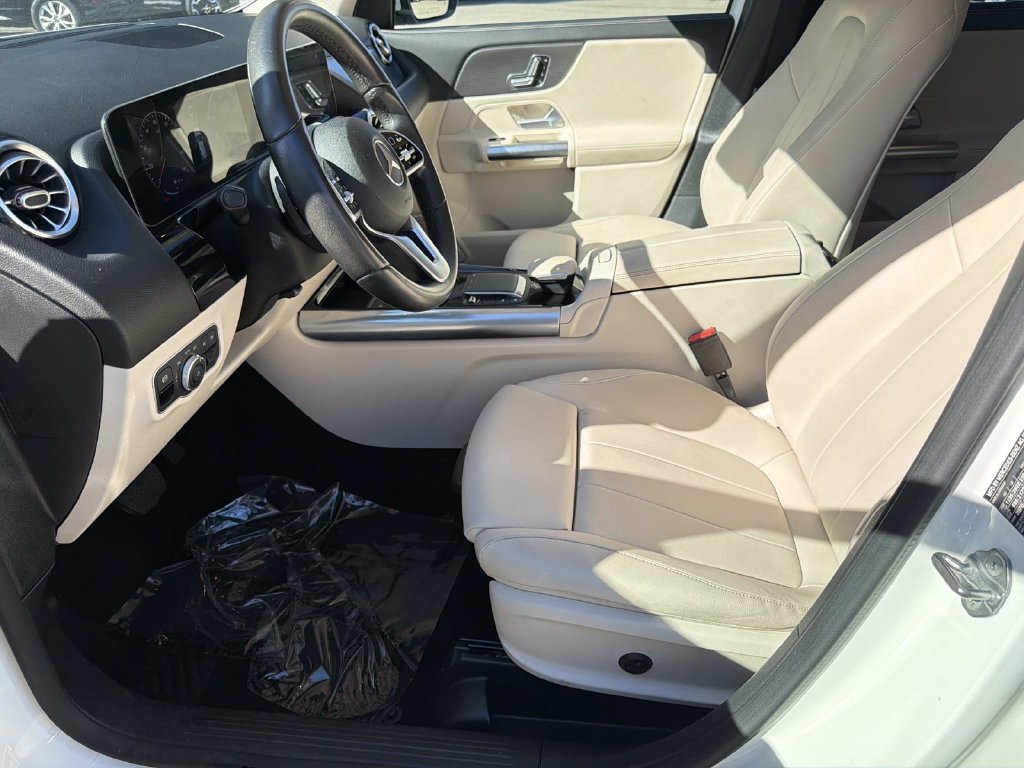 Used 2021 Mercedes-Benz GLA 250 w/ Premium Package image 19