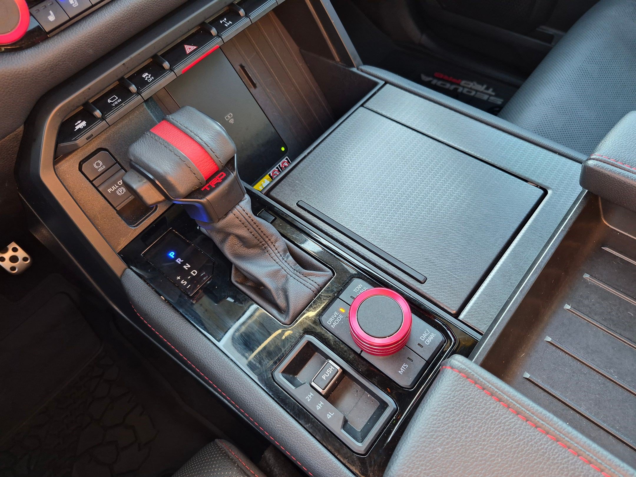 Used 2025 Toyota Sequoia TRD Pro AWD/4WD image 30