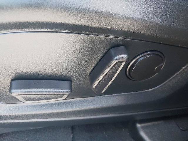 Certified 2024 Ford Explorer XLT w/ Equipment Group 202A AWD/4WD image 21