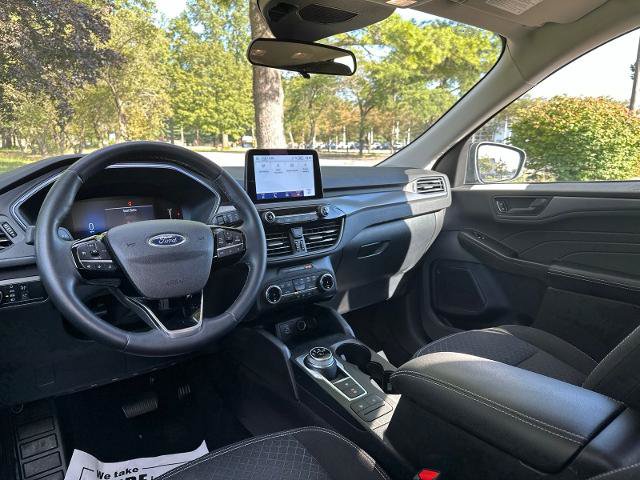 Certified 2023 Ford Escape Active AWD/4WD image 3